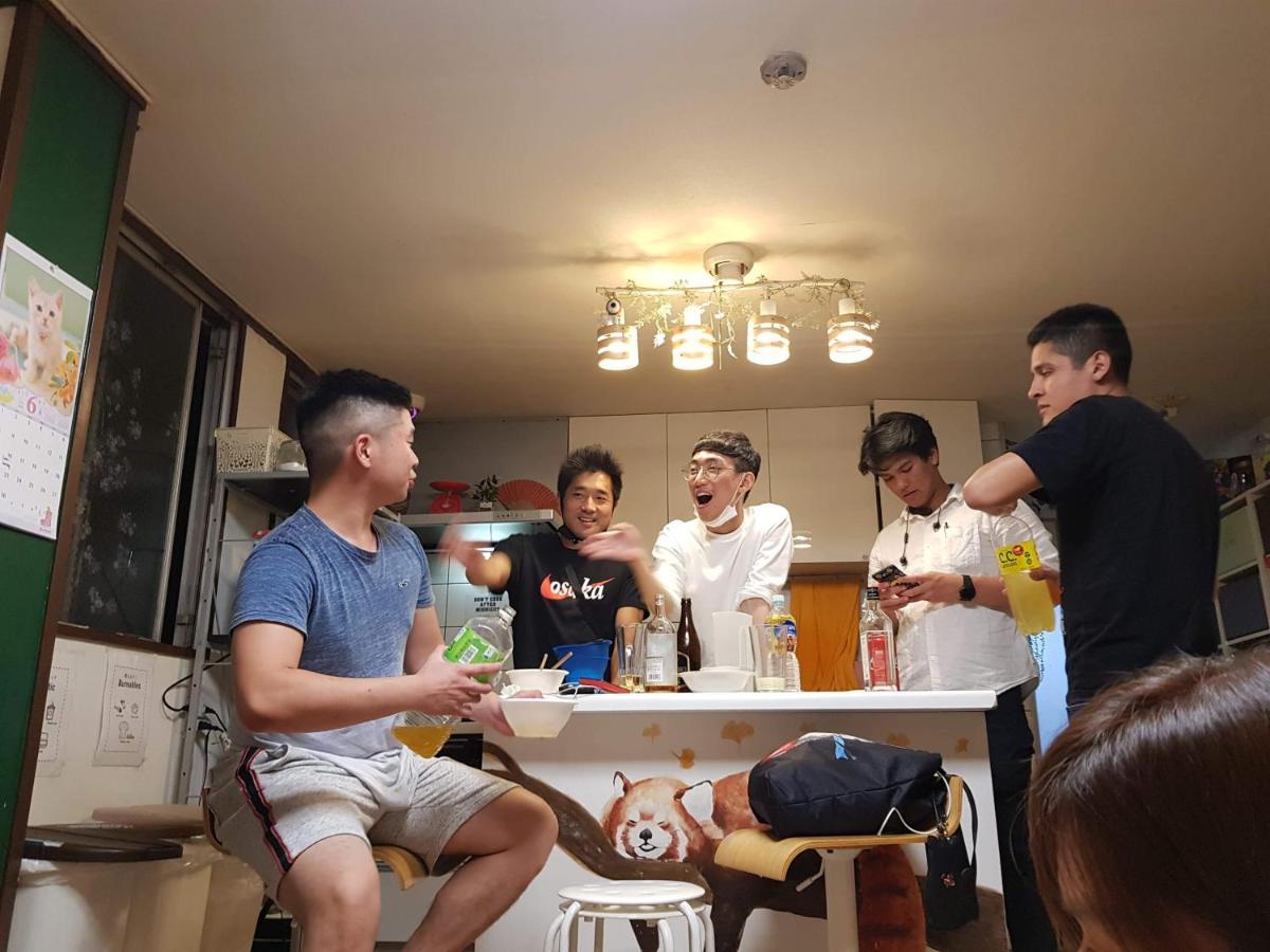 บ้านพัก โรงแรมพีซ เฮาส์ ซาจิ *