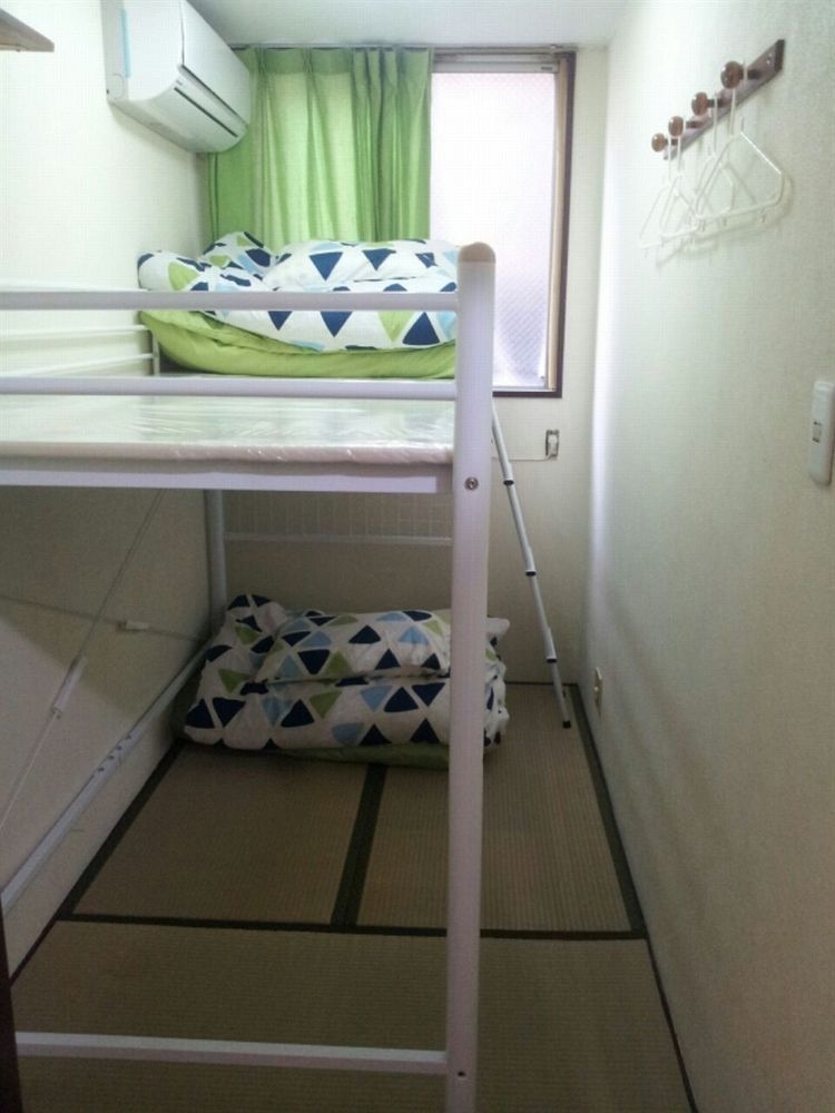 บ้านพัก โรงแรมพีซ เฮาส์ ซาจิ *